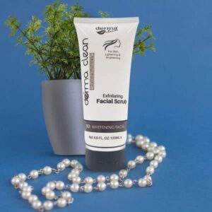 3d whitening Exfoliating Facial Scrub - 120ml